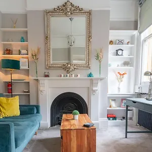 Wifi | Near Major Attractions Apartment